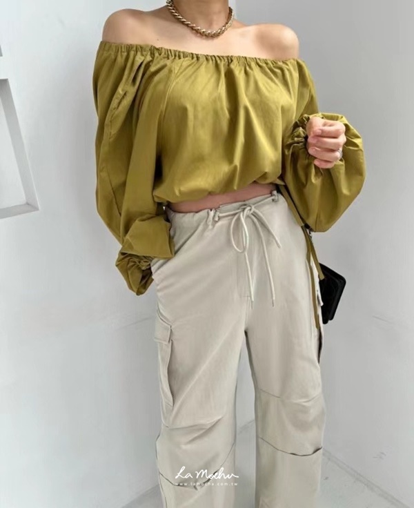 寬領抽繩澎澎袖上衣